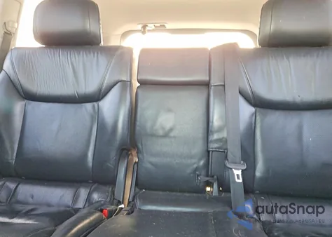 2011 Lexus Lx 570 z USA, uszkodzony, nr VIN JTJHY7AX1B4061219